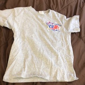 Woman’s small t shirt